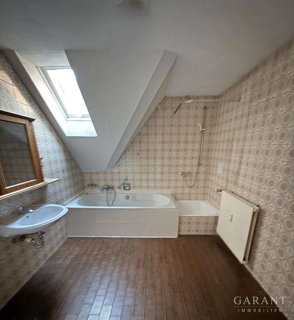 Immobilie in Walddorfhäslach - 2,5 Zimmer-Dachgeschoss-Wohnung  - Bild 3