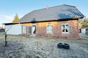 Charmantes, leerstehendes Einfamilienhaus im nahen westlichen Berliner Umland (Wustermark) – Dorfstraße 44, 14641 Havelland (Kreis) – Vorschaubild 1
