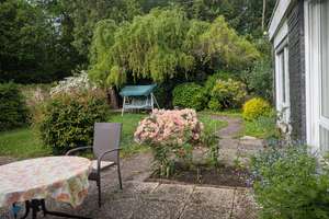 Großzügige möblierte Bungalow Wohnung (ca. 260 m²) mit Garten, Sauna & separater Einliegerwohnung –  – Rotdornweg 28, 53177 Heiderhof, Bonn – Vorschaubild 9