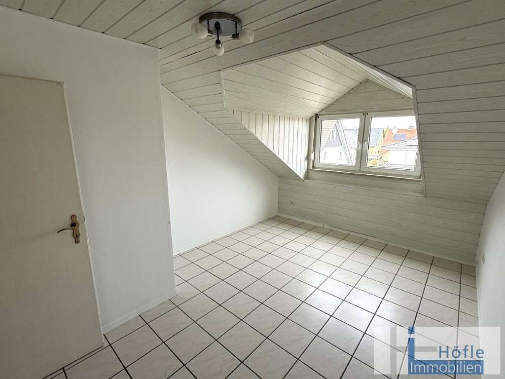 Immobilie in Lorsch - Lorsch, gemütliche 3 ZKB Wohnung mit Pkw-Stellplatz in bevorzugter Wohnlage - Bild 3