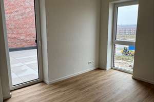 Sonne den ganzen Tag - 3-Zimmer Wohnung mit zwei Dachterrassen am Oldenburger Fliegerhorst ! – Nelson-Mandela-Ring 68a, 26127 Flugplatz, Oldenburg (Oldenburg) – Vorschaubild 4