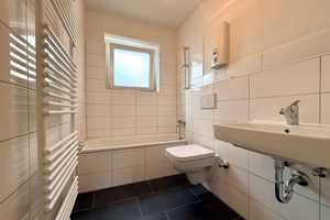 Property thumbnail 9