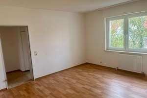 Zwei Zimmer mit Balkon: Helle Wohnung in Warburg – Stiepenweg 44, 34414 Warburg – Vorschaubild 5
