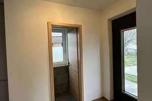 Exklusiver Erstbezug: KFW-40-Einfamilienhaus mit maßgefertigten Schreiner-Einbauten – Die vollständige Adresse der Immobilie erhältst du vom Anbieter., 84187 Weng – Vorschaubild 4