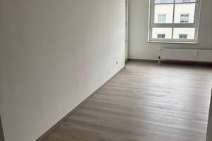 ANFRAGEN BITTE PER NACHRICHT!  Helle neu renovierte Wohnung 3,5 Z. mit Balkon - einziehen wohlfühlen – Wattenscheider Hellweg 112, 44869 Westenfeld, Bochum – Vorschaubild 3