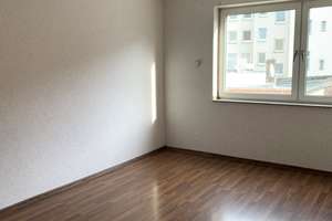 Lichtdurchflutete 3-Zimmer Wohnung mit Balkon - WBS erforderlich – Zimmerstr. 31, 44145 Nordmarkt, Dortmund – Vorschaubild 2