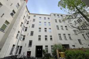 Kapitalanlage - ruhig gelegene, sanierte und gut vermietete Altbauwohnung – Berlin – Vorschaubild 3