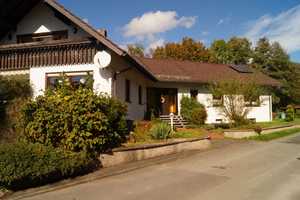 Einfamilienhaus mit Einliegerwohnung in wunderschöner Lage am Stadtrand von Kronach – Kronach (Kreis) – Vorschaubild 5