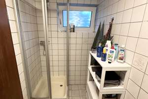 Attraktive helle 3-Zimmer-Wohnung mit eigener Terrasse in beliebter Lage in Zündorf, Köln – Die vollständige Adresse der Immobilie erhältst du vom Anbieter., 51143 Zündorf, Köln – Vorschaubild 13
