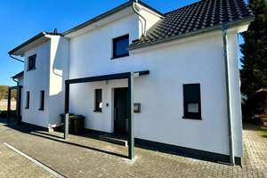 Geräumiges, preiswertes und neuwertiges 8-Zimmer-Mehrfamilienhaus mit geh. Innenausstattung – Siedlerweg 6 a&b, 31303 Burgdorf – Vorschaubild 2