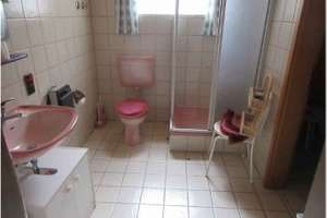 Einfamilienhaus mit 7 Zimmern und Garage in Bad Königshofen – Die vollständige Adresse der Immobilie erhältst du vom Anbieter., 97631 Bad Königshofen im Grabfeld – Vorschaubild 12