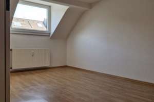 Gepflegte, renovierte 3,5 Zimmer Wohnung (Provisionsfrei) für 2-3 Personen im Zentrum von Düsseldorf – Die vollständige Adresse der Immobilie erhältst du vom Anbieter., 40215 Friedrichstadt, Düsseldorf – Vorschaubild 31