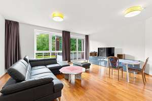 Lichtdurchflutete 3-Zimmer-Wohnung mit Balkon und Carport in Hamburg-Rissen – Die vollständige Adresse der Immobilie erhältst du vom Anbieter., 22559 Rissen, Hamburg – Vorschaubild 3