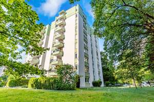 Großzügige 2-Zimmer-Wohnung mit 84 m², Wohnküche und Loggia in Johanneskirchen – Die vollständige Adresse der Immobilie erhältst du vom Anbieter., 81927 Johanneskirchen, München – Vorschaubild 1
