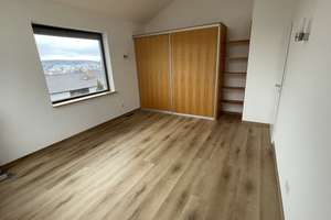 Modernes EFH 22 kWh/(m² a) mit Garten, EBK, Wallbox und Doppelgarage in Laichingen – Am Bleichberg 61, 89150 Laichingen – Vorschaubild 27