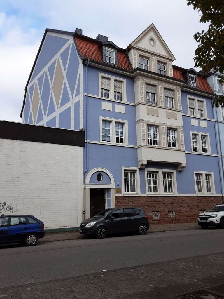 Schöne,gepflegte Eigentumswohnung 4 ZKB mit historischem Flair in zentraler Lage von Neunkirchen zu 