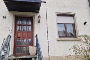 Ein Traum für Familien! Stattliches Haus mit perfekter Anbindung in Untereisesheim – Die vollständige Adresse der Immobilie erhältst du vom Anbieter., 74257 Untereisesheim – Vorschaubild 1