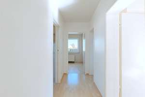 Charmante 4 Zimmer Dachgeschosswohnung – Die vollständige Adresse der Immobilie erhältst du vom Anbieter., 45289 Burgaltendorf, Essen – Vorschaubild 7