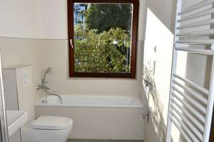 Fast ein Haus- Wohnen im Grünen / Dreizimmerwohnung 108 qm – Hasenwinkel 19a, 37079 Hetjershausen, Göttingen – Vorschaubild 7