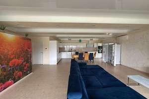 Tolles EFH 40 Plus: Luxuriös, barrierefrei mit Exklusiv-EBK, 3 Bäder, Lounge - 1A-Lage Marktredwitz – Die vollständige Adresse der Immobilie erhältst du vom Anbieter., 95615 Marktredwitz – Vorschaubild 2