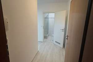 Sanierte 1-Zimmer Hochparterre Wohnung mit Einbauküche und Balkon  – Benditstraße 2, 90763 Nördliche Südstadt, Fürth – Vorschaubild 12