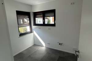 Ruhige und sonnige 2-Zimmer-Wohnung in kleiner Wohneinheit in Waldkirch-Buchholz komplett saniert – 79183 Waldkirch – Vorschaubild 9