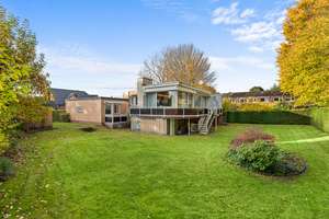 Architektenbungalow auf großzügigem Grundstück in Toplage in Wellingsbüttel – Die vollständige Adresse der Immobilie erhältst du vom Anbieter., 22391 Wellingsbüttel, Hamburg – Vorschaubild 1