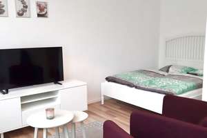 Bezugsfreie 1-Zimmerwohnung Nähe Ku’damm – Provisionsfrei! – Ettaler Straße 3, 10777 Schöneberg, Berlin – Vorschaubild 2