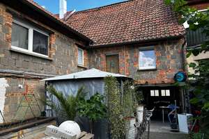 *** Schnell: Renovierungsbedürftige Haus sucht dringend Käufer! – Wümbacher Straße 25, 98693 Wolfsberg – Vorschaubild 2