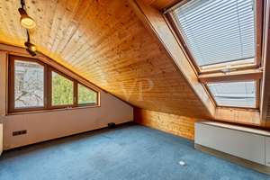 Bezugsfreie Doppelhaushälfte in Umkirch, großer Garten, Garage, Carport etc. – Die vollständige Adresse der Immobilie erhältst du vom Anbieter., 79224 Umkirch – Vorschaubild 17
