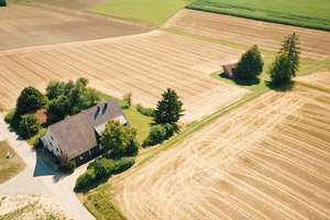 RESERVIERT! Wohnhaus mit Ökonomieteil und Traumgrundstück in ruhiger Naturlage – Die vollständige Adresse der Immobilie erhältst du vom Anbieter., 78664 Eschbronn – Vorschaubild 1