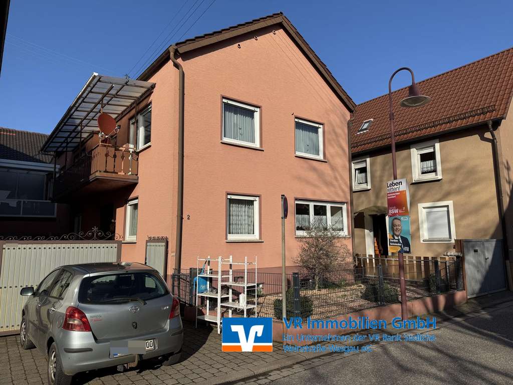 Immobilie in Böchingen - Großzügiges Wohnhaus in zentraler Lage von Böchingen - Bild 0