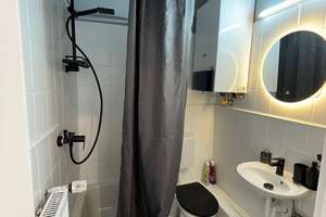 Stilvolles Wohnen in Pempelfort - frischrenovierte, teilmöblierte Altbauwohnung in ruhiger Lage – Goebenstrasse 1, 40477 Pempelfort, Düsseldorf – Vorschaubild 4