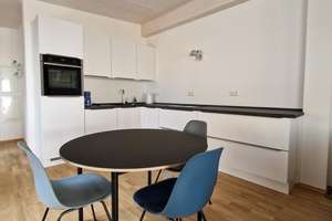 Ruhiges, möbliertes 2-Zimmer-Hinterhaus mit eigener Terrasse im beliebten Westend – Guldeinstraße 36, 80339 Westend, München – Vorschaubild 3