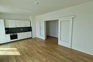 Charmante Dachgeschosswohnung in Berlin mit Terrasse – In den Alboingärten 35, 12103 Schöneberg, Berlin – Vorschaubild 2