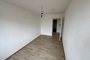67m² 3-Zi.-Whg. mit Balkon & seltenem Weitblick – Am Schwarzenberg 37, 97078 Lindleinsmühle, Würzburg – Vorschaubild 12