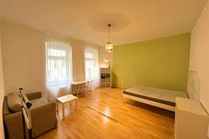 Rückzugsort im Samariterkiez: Große Altbauwohnung ruhig im Innenhof gelegen – Bänschstraße 25, 10247 Friedrichshain, Berlin – Vorschaubild 1