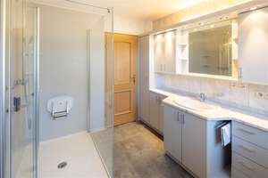 Einfamilienhaus mit Doppelgarage zu verkaufen – Die vollständige Adresse der Immobilie erhältst du vom Anbieter., 87779 Trunkelsberg – Vorschaubild 8