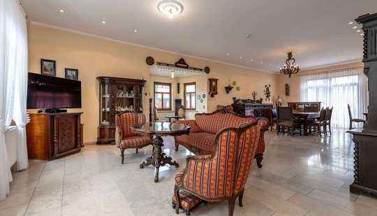 Bild von Architektenvilla in Grolsheim mit außergewöhnlicher Raumhöhe und Eleganz. Einliegerwohnung möglich.