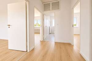Modernisierte, bezugsfreie 3-Zimmer-Dachgeschosswohnung mit Blick ins Grüne - Angebotsverfahren – Die vollständige Adresse der Immobilie erhältst du vom Anbieter., 12169 Steglitz, Berlin – Vorschaubild 11