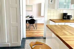 * STILVOLLE 2 1/2  ZIMMER ALTBAUWOHNUNG NÄHE LANDTAG & HAFEN** – Fürstenwall xx, 40219 Unterbilk, Düsseldorf – Vorschaubild 6