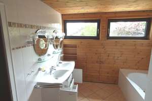 Großzügiges Einfamilienhaus mit Indoor-Schwimmbad, Garten-Oase und Einlieger-Wohnung in Höxterstadt – Die vollständige Adresse der Immobilie erhältst du vom Anbieter., 37671 Höxter – Vorschaubild 11