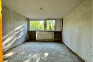 Rohdiamant zum Schleifen bereit!
Erdgeschosswohnung mit Blick ins Grüne – 67063 Friesenheim, Ludwigshafen am Rhein – Vorschaubild 5