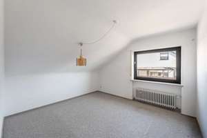 Tolles Architektenhaus mit viel Platz in schöner Lage von Fürth (Stadeln) – Die vollständige Adresse der Immobilie erhältst du vom Anbieter., 90765 Stadeln, Herboldshof, Mannhof, Fürth – Vorschaubild 12