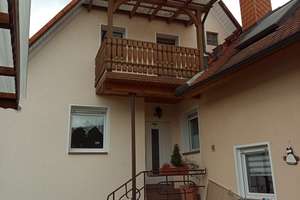 Attraktives Haus/ Wohnung mit vier Zimmern und Einbauküche in Klingenberg am Main – Trennfurterstraße 131, 63911 Klingenberg am Main – Vorschaubild 2