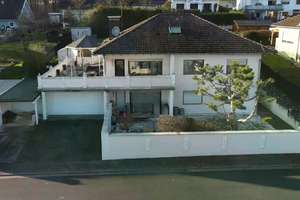 Einfamilienhaus mit großer Einliegerwohnung – Die vollständige Adresse der Immobilie erhältst du vom Anbieter., 35781 Weilburg – Vorschaubild 2