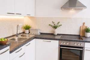 Anlegerwohnung: Moderne 2-Zimmer-Wohnung mit Balkon und EBK – Die vollständige Adresse der Immobilie erhältst du vom Anbieter., 9126 Gablenz, Chemnitz – Vorschaubild 3