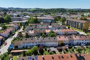 Viel Platz für Ihre Visionen: Substanzstarkes  Haus mit großem Garten in Kaufbeuren – Die vollständige Adresse der Immobilie erhältst du vom Anbieter., 87600 Kaufbeuren (Kernstadt), Kaufbeuren – Vorschaubild 4