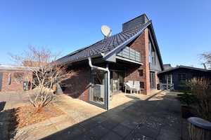 Modern, energieeffizient und einzigartig. Großzügiges Einfamilienhaus in zentraler Lage von Varel – Marienburger Straße 27, 26316 Friesland (Kreis) – Vorschaubild 6