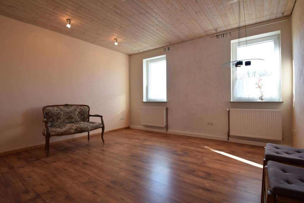 Immobilie in Sande - 3-Zimmerwohnung mit Gartenanteil in ruhiger Lage von Sande - Bild 1